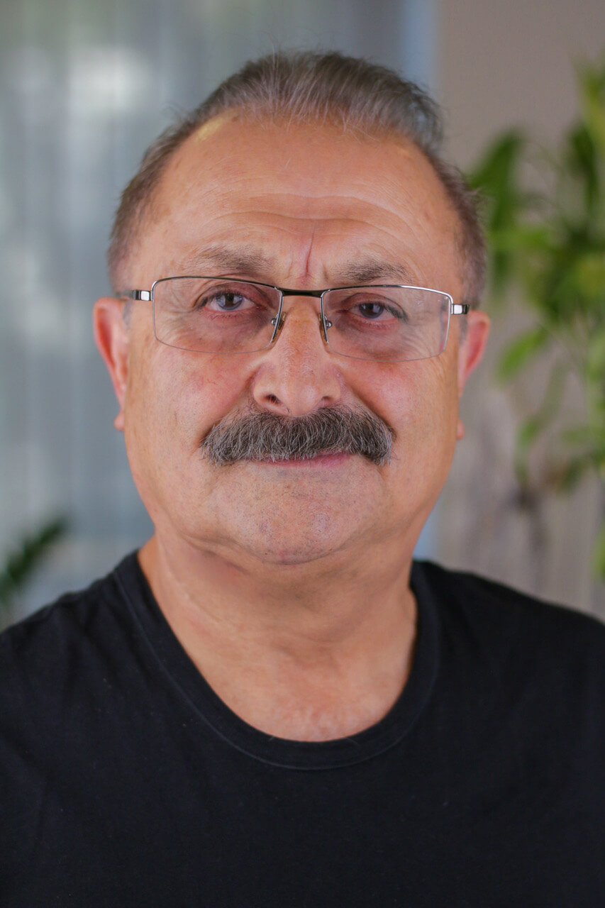 Dr . (IR) Farid Rashidi